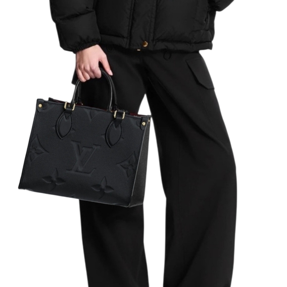 MSRP $3,500 BRAND NEW! LOUIS VUITTON LV Empreinte ONTHEGO PM BLACK - Picture 5 of 17